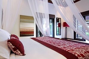 4 bedrooms, desk, free WiFi