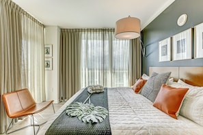 1 bedroom, in-room safe, desk, iron/ironing board
