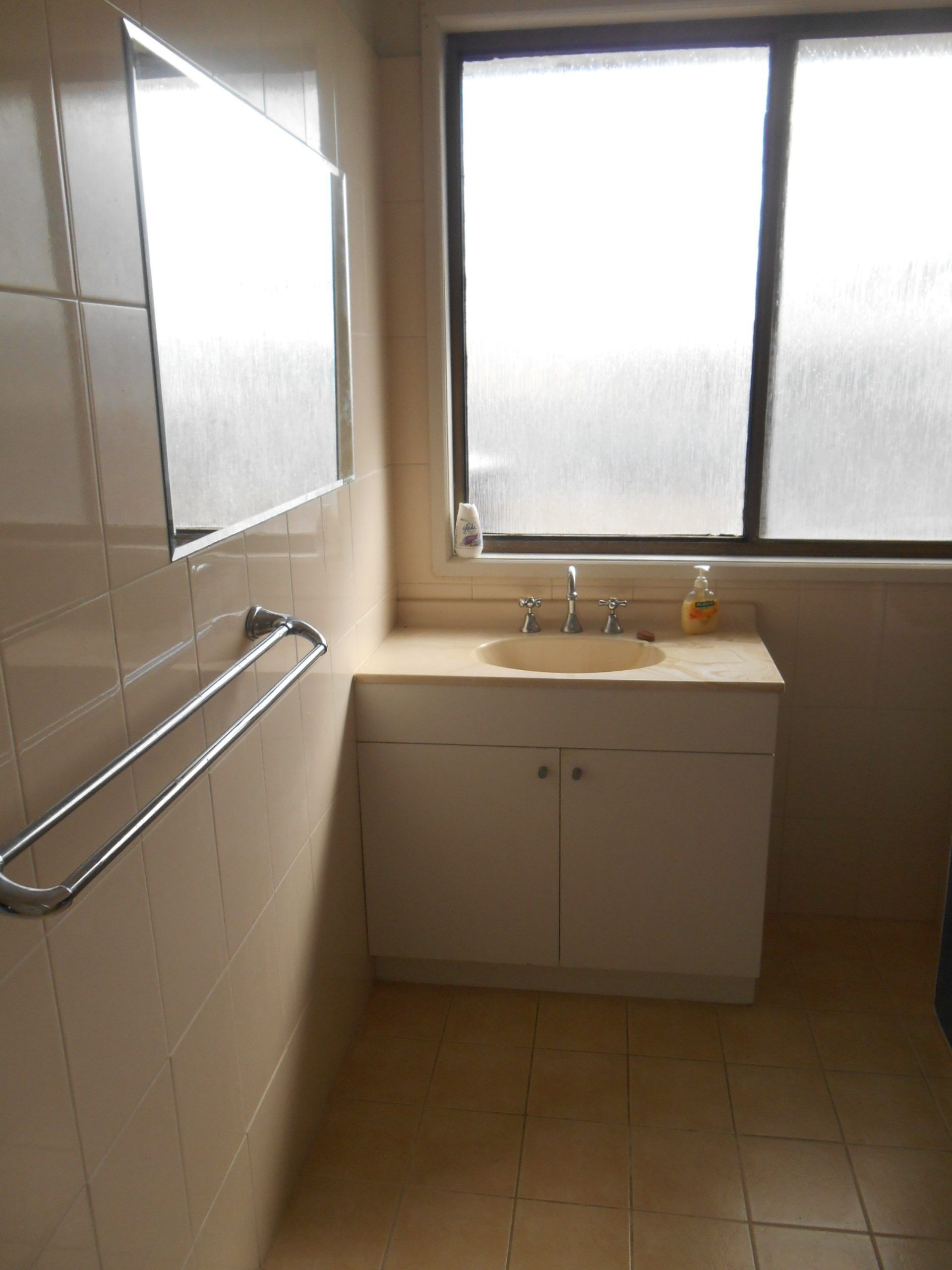 Roshy's Retreat ~ sea views off deck - Off Peak Special! — image 12