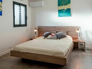 4 chambres, lit parapluie, Wi-Fi, draps fournis