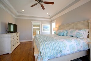 4 bedrooms, free WiFi, bed sheets