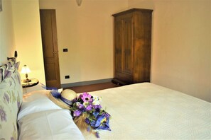 2 chambres, bureau, fer et planche à repasser, Wi-Fi gratuit