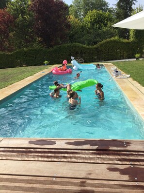 屋外プール、温水プール