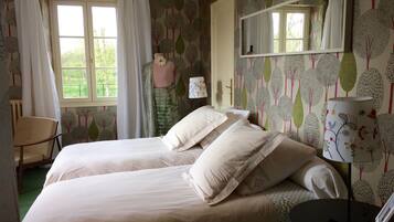 9 dormitoris, escriptori i habitacions insonoritzades