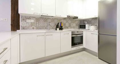 Verona | The Rentals Collection