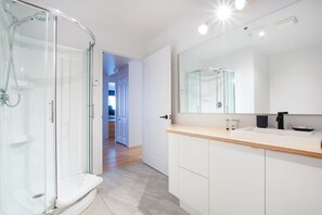 Loft, 1 Bedroom, King Bed (SR201) | Bathroom - Les Lofts St-Roch by Les Lofts Vieux-Quebec (Québec City)