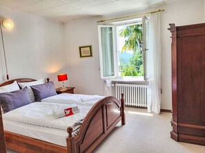 2 sovrum, strykjärn/strykbräda, resesäng och gratis wi-fi