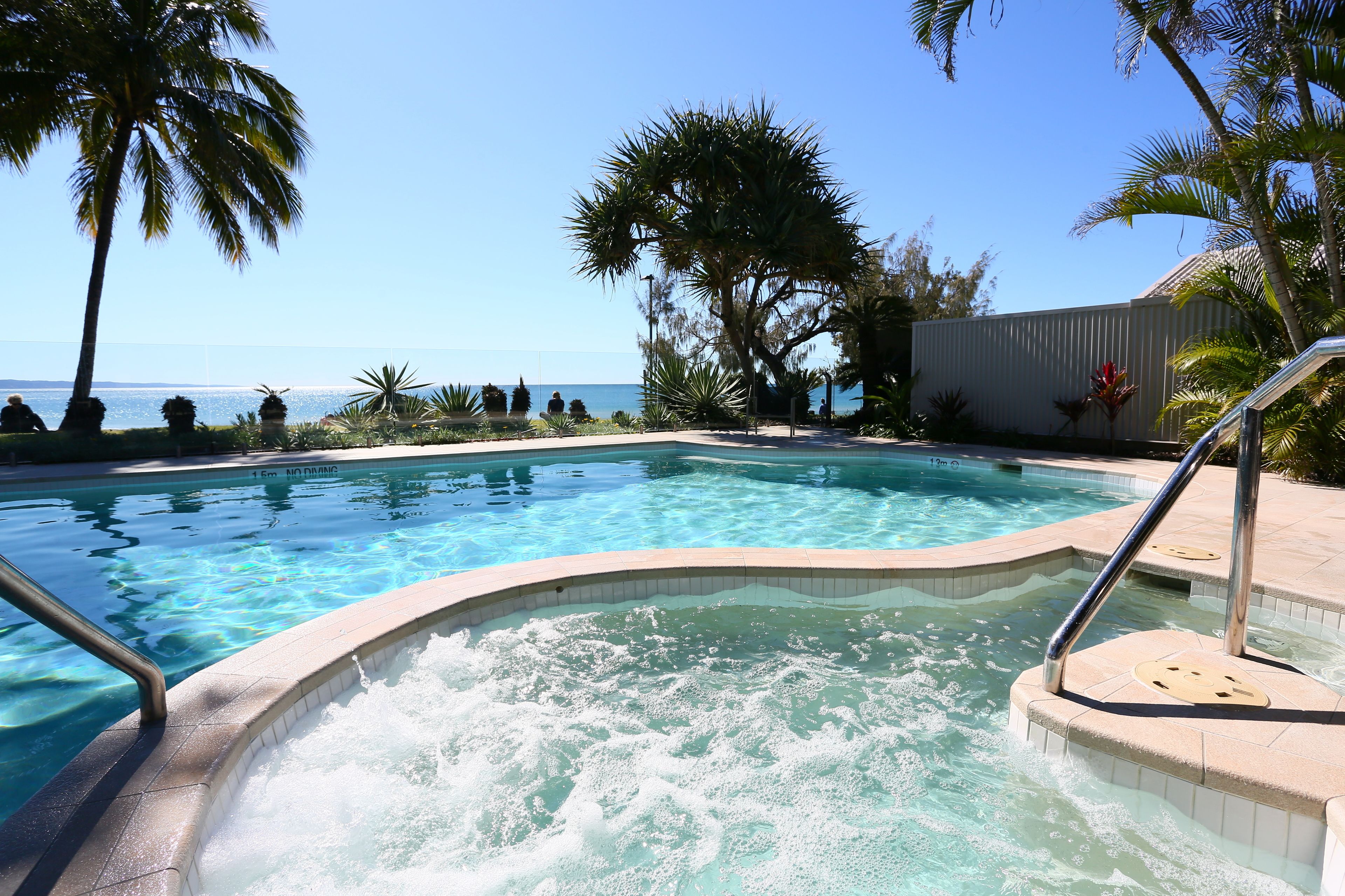 Seahaven Noosa Beachfront Resort — image 2