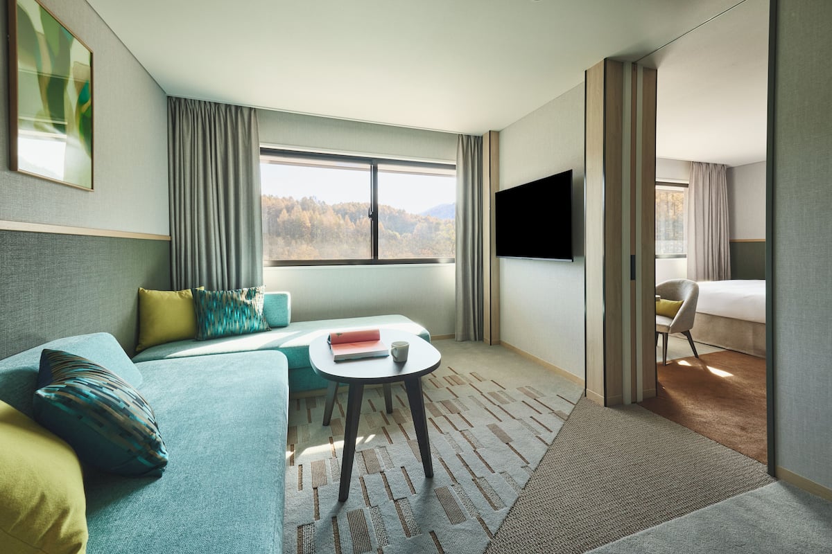 Suite, 1 Bedroom (Forest View)