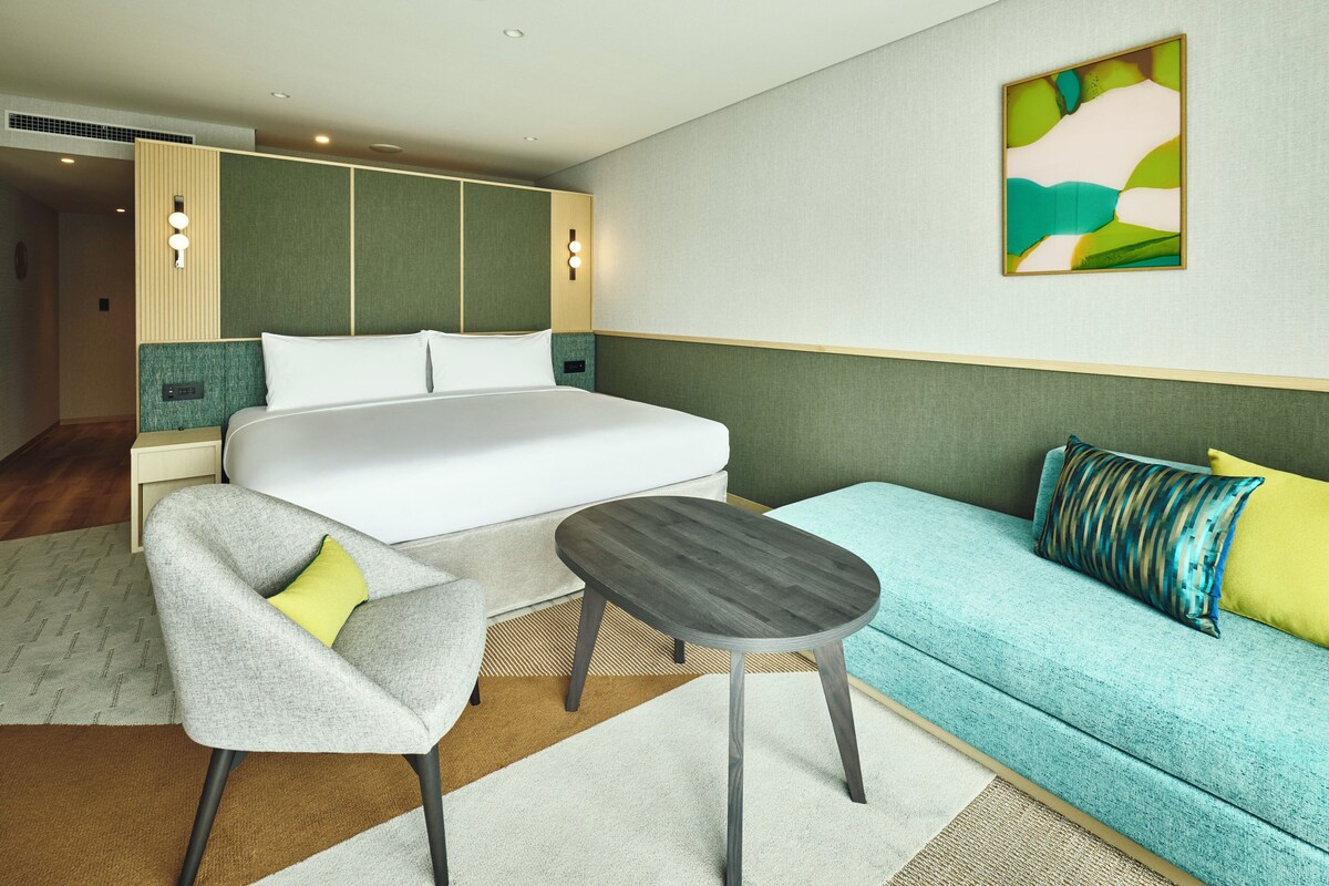Habitación Premium, 1 cama de matrimonio grande | Edredones de plumas, caja fuerte, wifi y ropa de cama