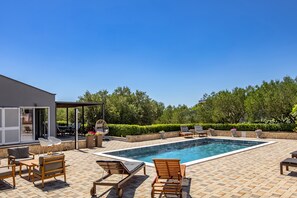 A heated pool - An oasis of tranquility Villa Divinus, with heated pool (Polača)
