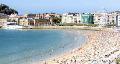 Costa | The Rentals Collection