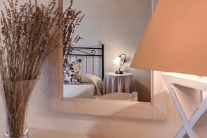 1 bedroom, iron/ironing board, travel cot, free WiFi