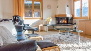 Fernseher, Kamin