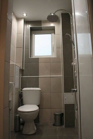 Hair dryer, towels, toilet paper