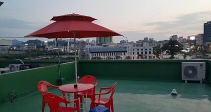 Panda Guesthouse - Hostel