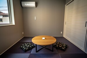 Desk, free WiFi, bed sheets