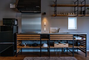Fridge, microwave, stovetop, electric kettle