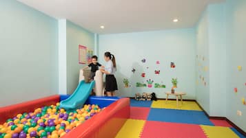 Children’s play area – indoor