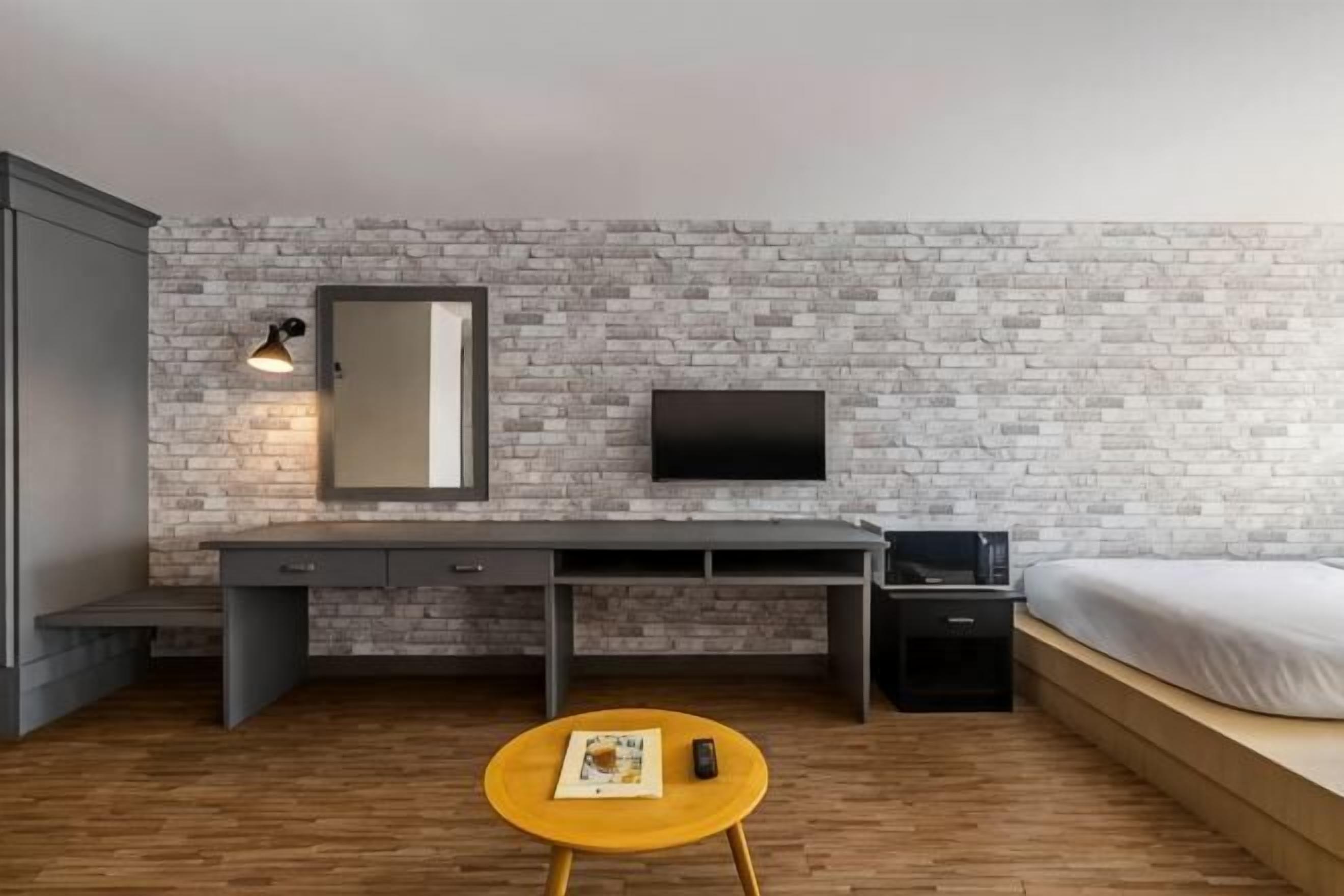 Roupas de cama premium, cofres nos quartos, individualmente decorados