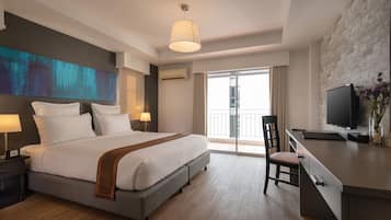 Premium bedding, in-room safe, individually decorated, desk