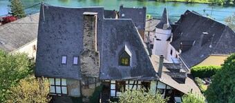 Bor i en landmerket gårdsplass - Stilfulle galleri leiligheter