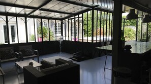 Dining - Charming outdoor jacuzzi (Le Pontet)