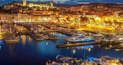 Cannes, 2 rooms Furnished 3 stars 10 mn from the Palais and the beach