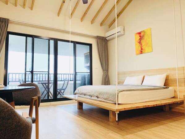 Double Room (Couple) | Free WiFi, bed sheets - C.C. Sleep (Magong)