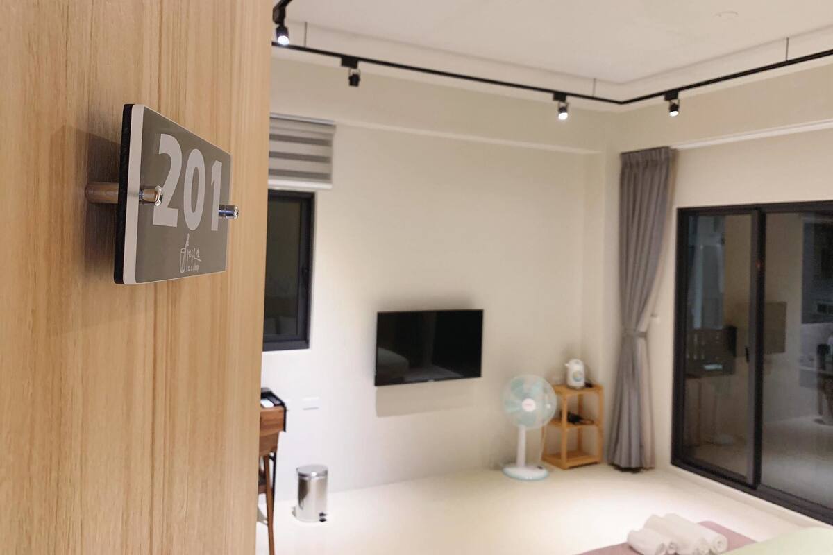 Double Room (Family) | Free WiFi, bed sheets