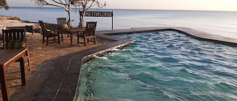 Outdoor pool, pool loungers