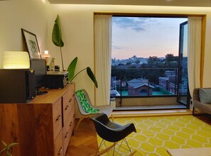 House, City View (Rocamadour) | Living area | 42-inch flat-screen TV with cable channels, TV - Naksan Balcony (Seoul)