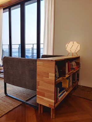House, City View (Rocamadour) | Living area | 42-inch flat-screen TV with cable channels, TV - Naksan Balcony (Seoul)