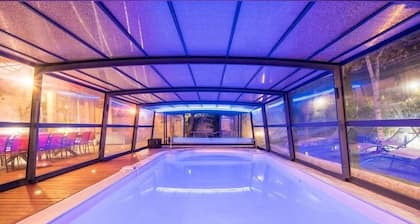 Villa-4 étoiles-Oversized-Whirlpool bath-Terrace