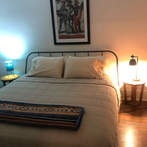 2 Schlafzimmer, Schreibtisch, Bügeleisen/Bügelbrett, kostenloses WLAN