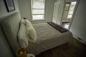 2 chambres, bureau, fer et planche à repasser, Wi-Fi gratuit
