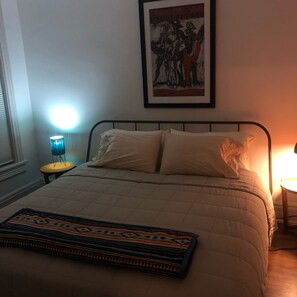 2 bedrooms, desk, iron/ironing board, free WiFi
