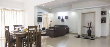 Chambre Exécutive | Restauration dans la chambre