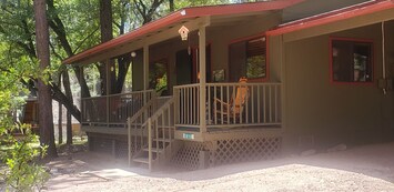 front of cabin with sitting porch