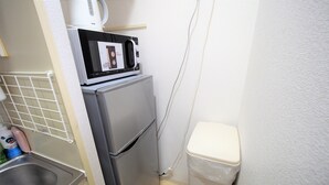 Habitación estándar, 1 habitación | Cocina privada | Refrigerador y microondas 