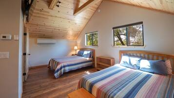 2 bedrooms, internet, bed sheets