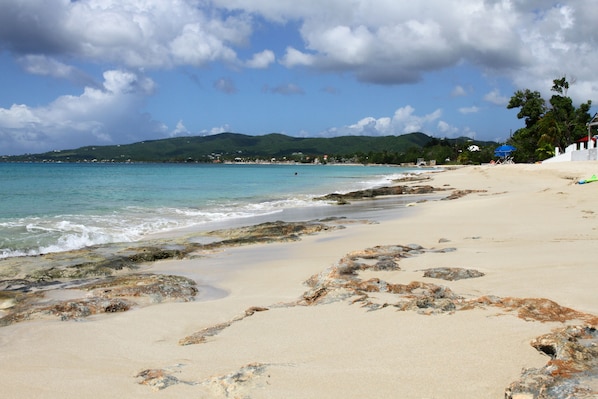 Liegestühle, Strandtücher