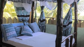 Panorama tweepersoonskamer, 1 queensize bed, gedeelde badkamer | Een strijkplank/strijkijzer, gratis wifi