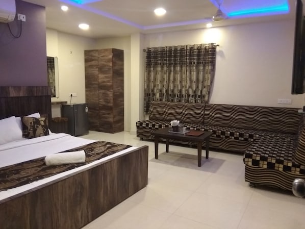Room, Bay View | 1 bedroom, Egyptian cotton sheets, premium bedding, memory foam beds