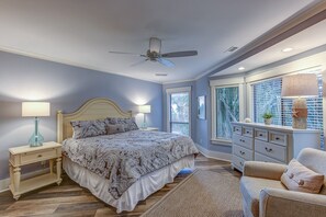 4 slaapkamers, een strijkplank/strijkijzer, gratis wifi, beddengoed