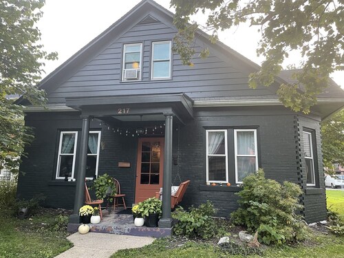 1920 Backstein in der Nähe der Innenstadt