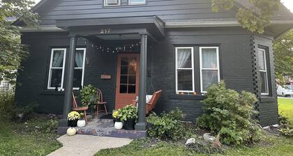 1920 Backstein in der Nähe der Innenstadt