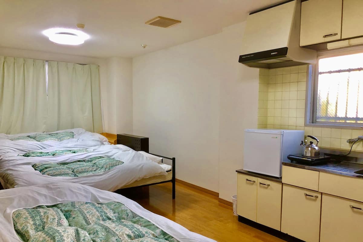 Kamar Quadruple | Wi-Fi gratis dan seprai linen