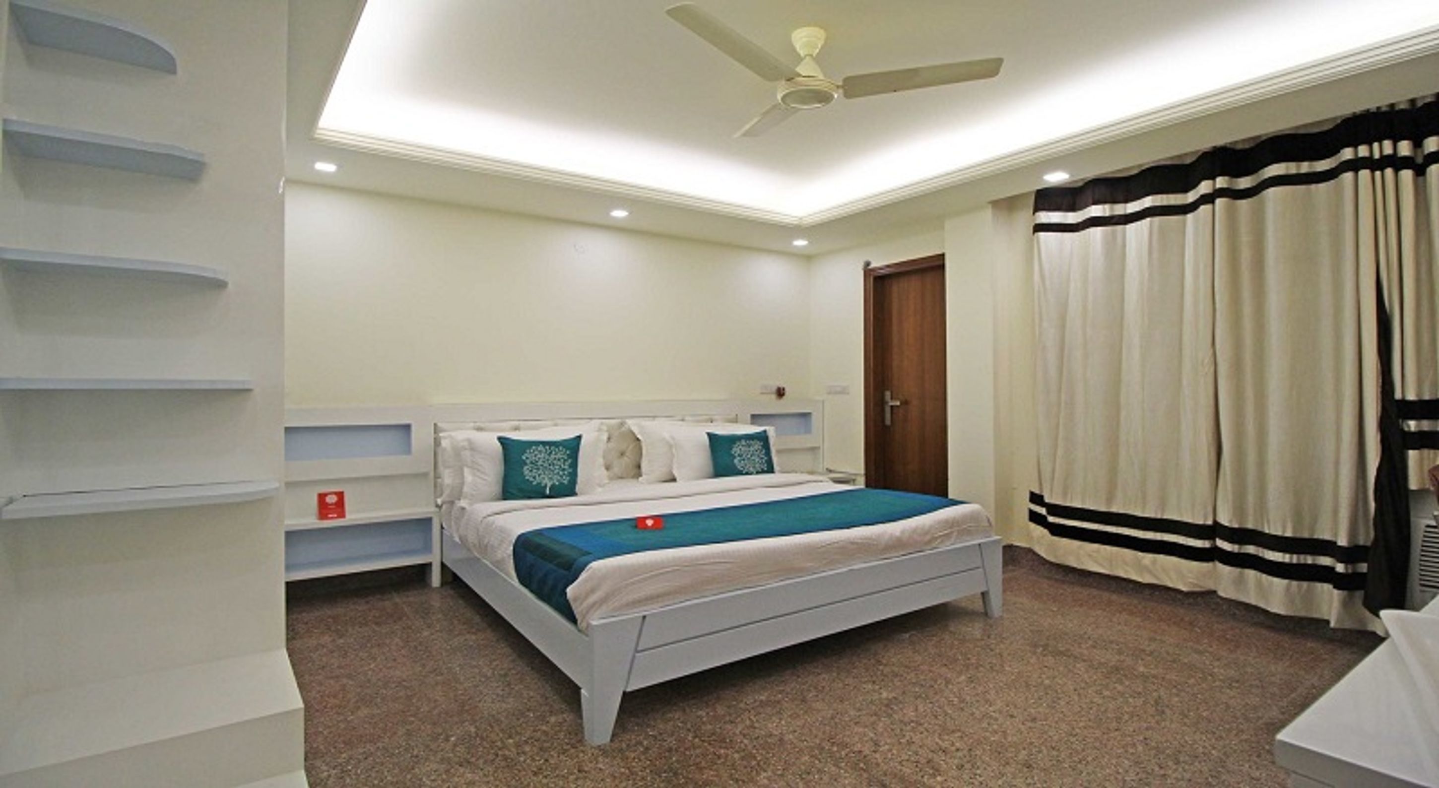 Foto - Stay @ 203