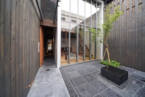 Courtyard - Residence Jo Nijyojo (Kyoto)